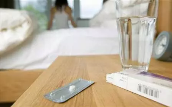 吃短期避孕药需要注意什么？短期避孕药会产生哪些不良影响？