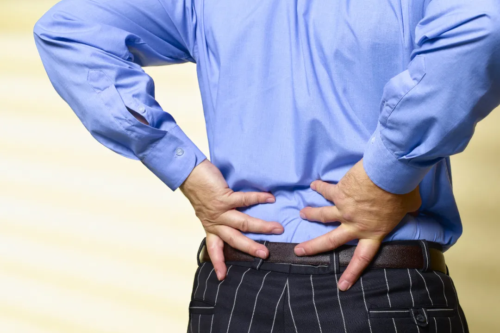 男人腰疼的原因都有哪些？男性腰痛该如何缓解